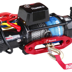 Лебёдка автомобильная электрическая 12V Runva 9500 lbs 4350 кг влагозащищенная, синтетический трос